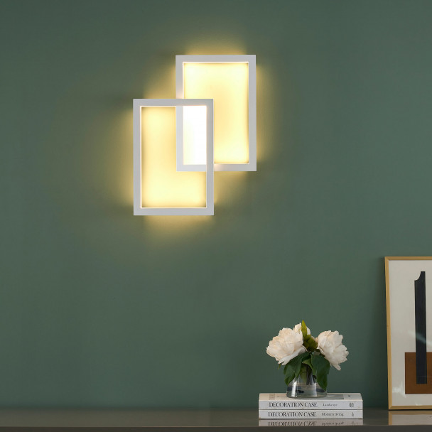 Applique lumière vers le mur