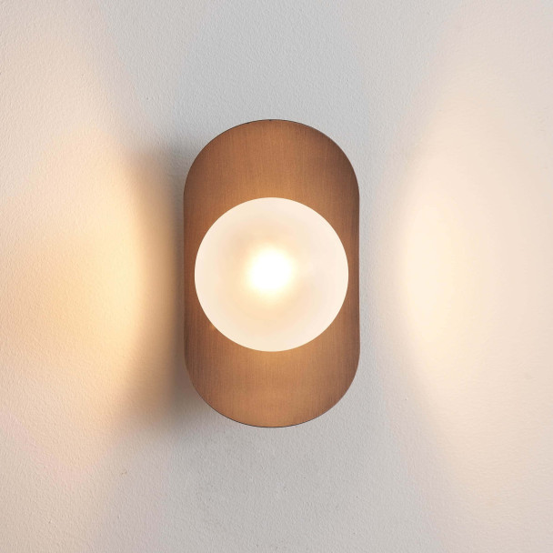 Applique marron bois moderne pour salon - Aurema