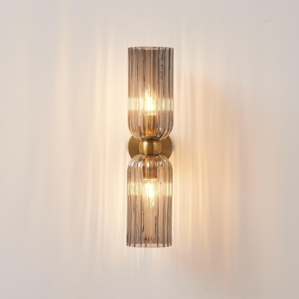 Grande applique double verre texturé fumé -...