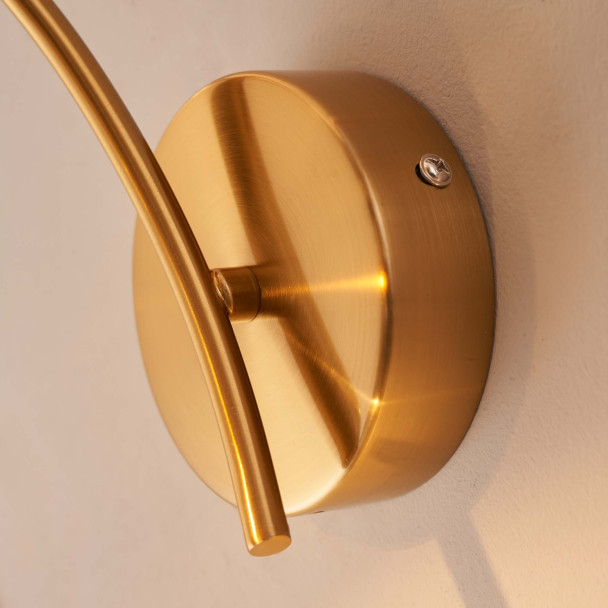 Applique dorée LED en arc avec globe ovale...