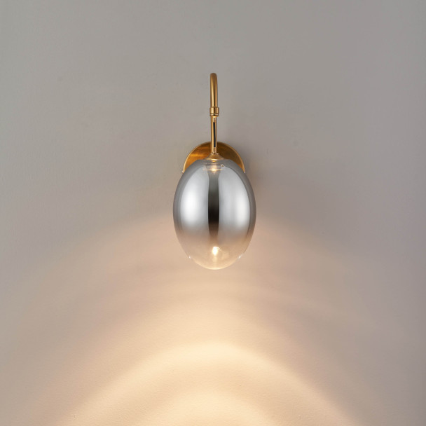 Applique dorée LED en arc avec globe ovale...