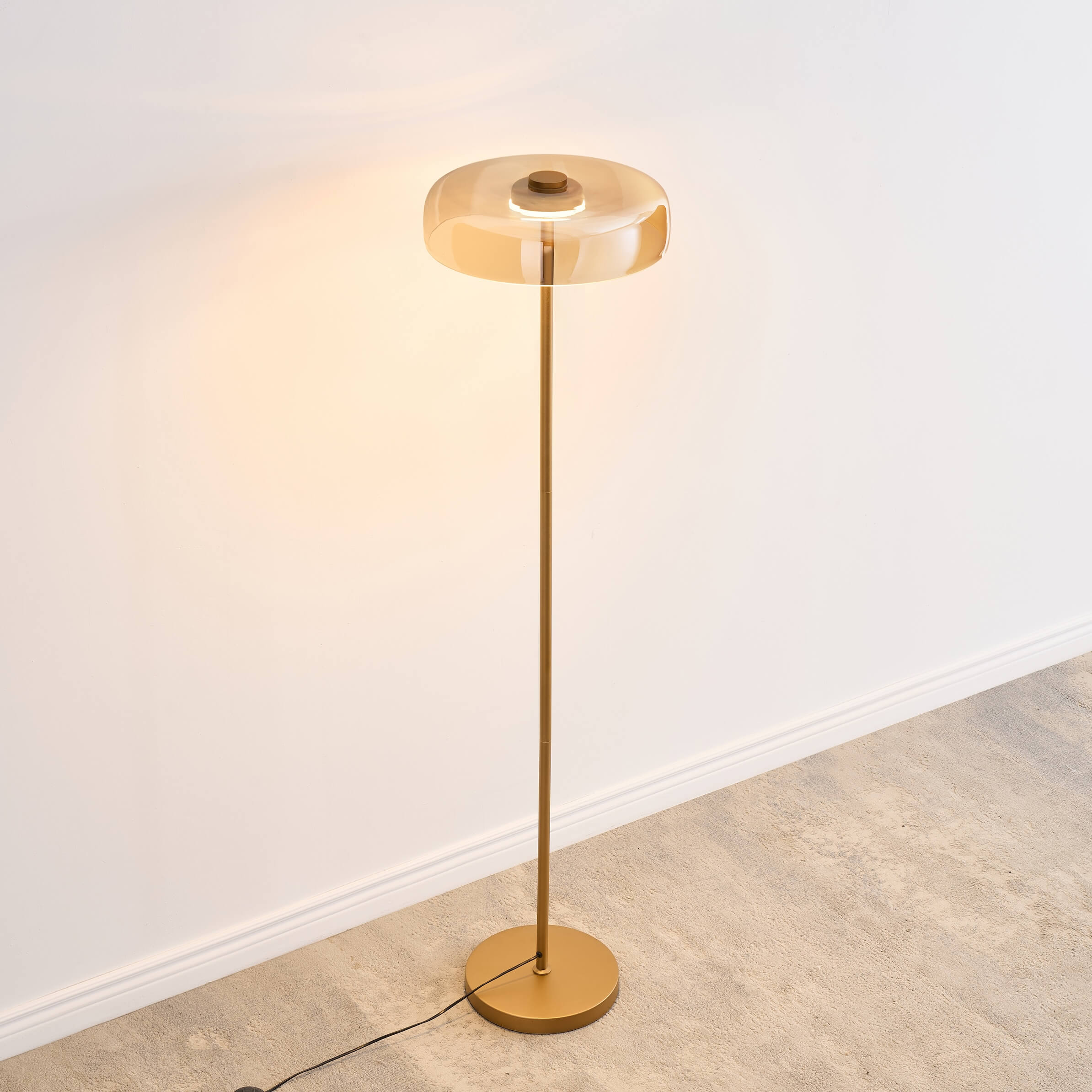 Lampadare Riccardo Overview