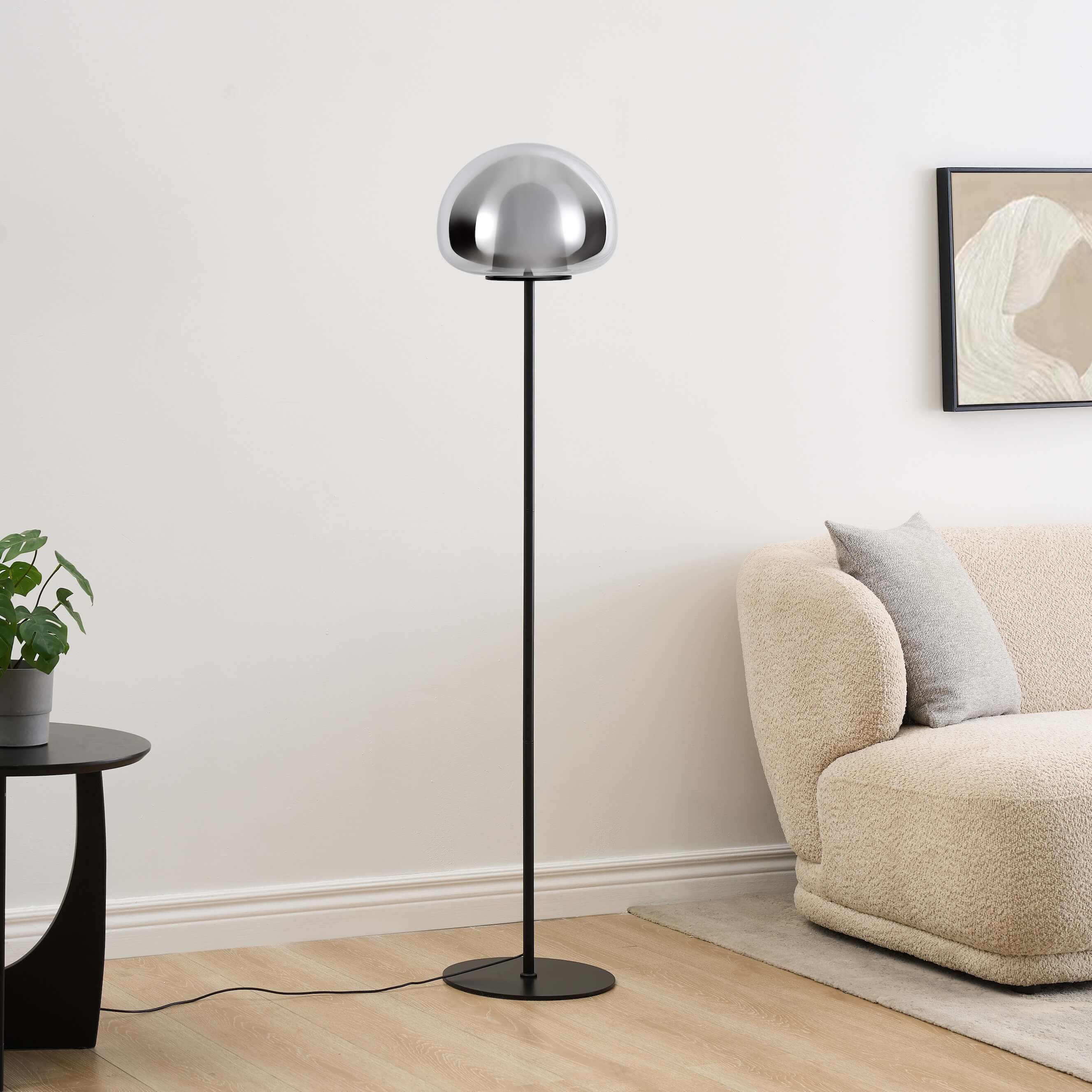 Lampadaire Esteban Overview